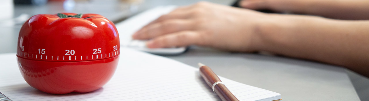 tecniche di time management: la tecnica del pomodoro, timer a forma di pomodoro